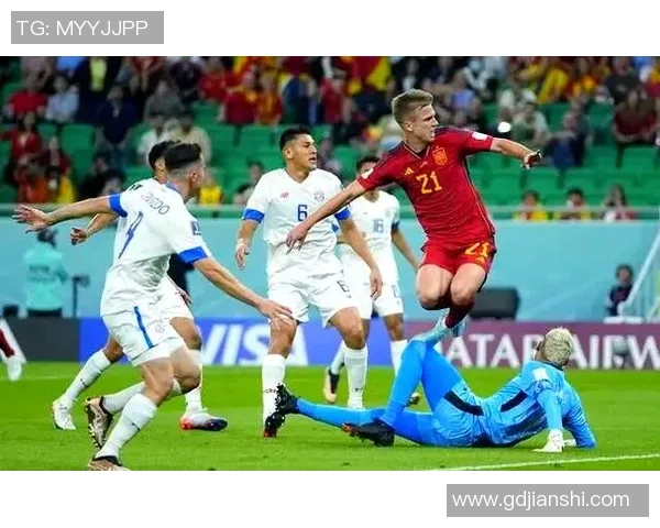 卡塔尔足球球星闪耀绿茵场引领中东足球发展新篇章 卡塔尔足球球星闪耀绿茵场引领中东足球发展新篇章