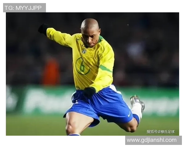 巴西传奇左后卫卡洛斯生涯荣耀与世界足坛经典时刻回顾 巴西传奇左后卫卡洛斯生涯荣耀与世界足坛经典时刻回顾