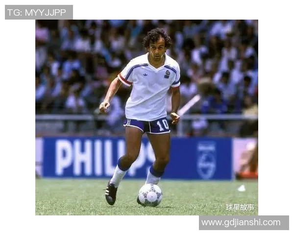 现实中的足球球星们如何影响全球足球发展及其个人传奇故事