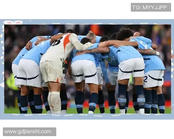 足球明星小黑的成长之路与传奇时刻揭秘，跨越艰难挑战成就辉煌足坛未来