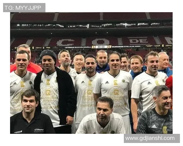 足球星光璀璨聚焦全球巨星荣耀与巅峰对决的精彩瞬间